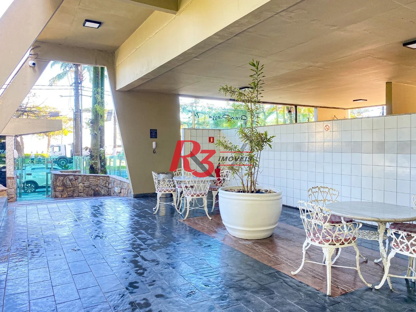 Apartamento com 2 dormitórios à venda, 110 m² por R$ 990.000,00 - Aparecida - Santos/SP