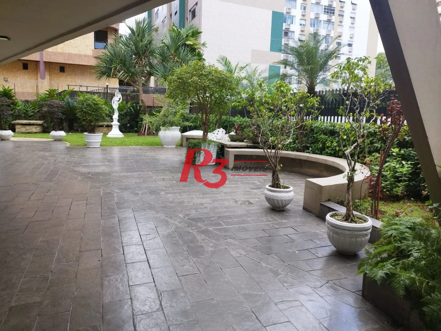 Apartamento com 2 dormitórios à venda, 110 m² por R$ 990.000,00 - Aparecida - Santos/SP