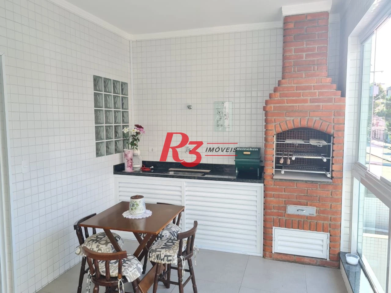 Casa com 3 dormitórios à venda, 146 m² por R$ 1.080.000,00 - Embaré - Santos/SP