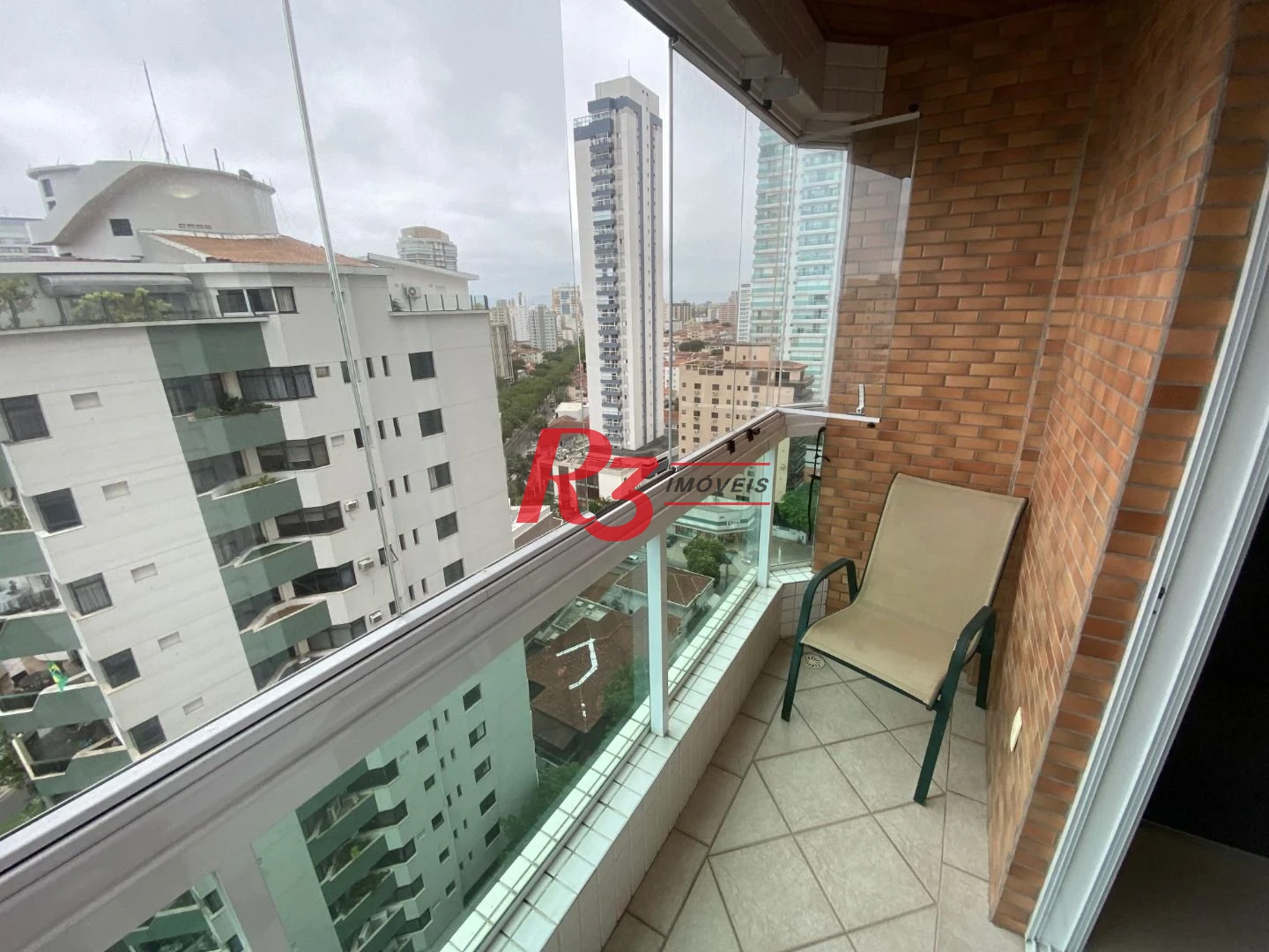 Apartamento com 3 dormitórios à venda, 138 m² por R$ 2.100.000,00 - Embaré - Santos/SP