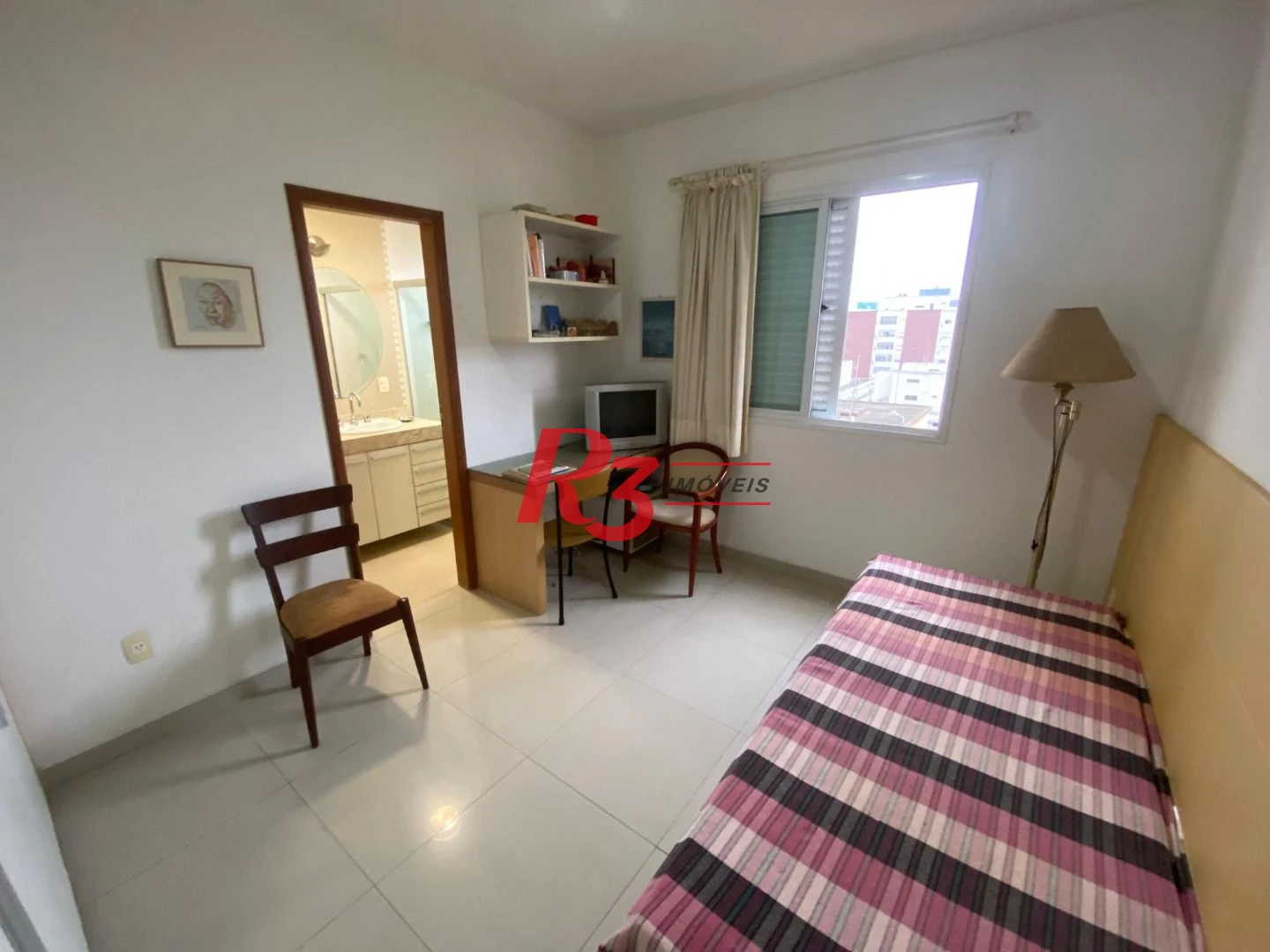 Apartamento com 3 dormitórios à venda, 138 m² por R$ 2.100.000,00 - Embaré - Santos/SP