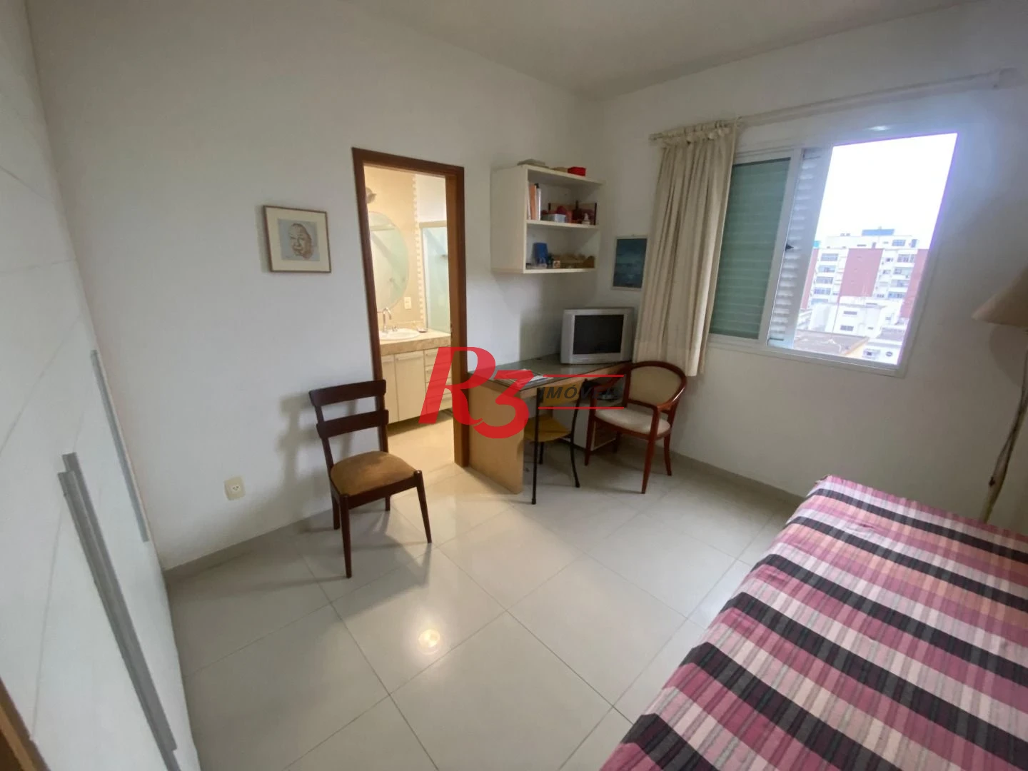 Apartamento com 3 dormitórios à venda, 138 m² por R$ 2.100.000,00 - Embaré - Santos/SP