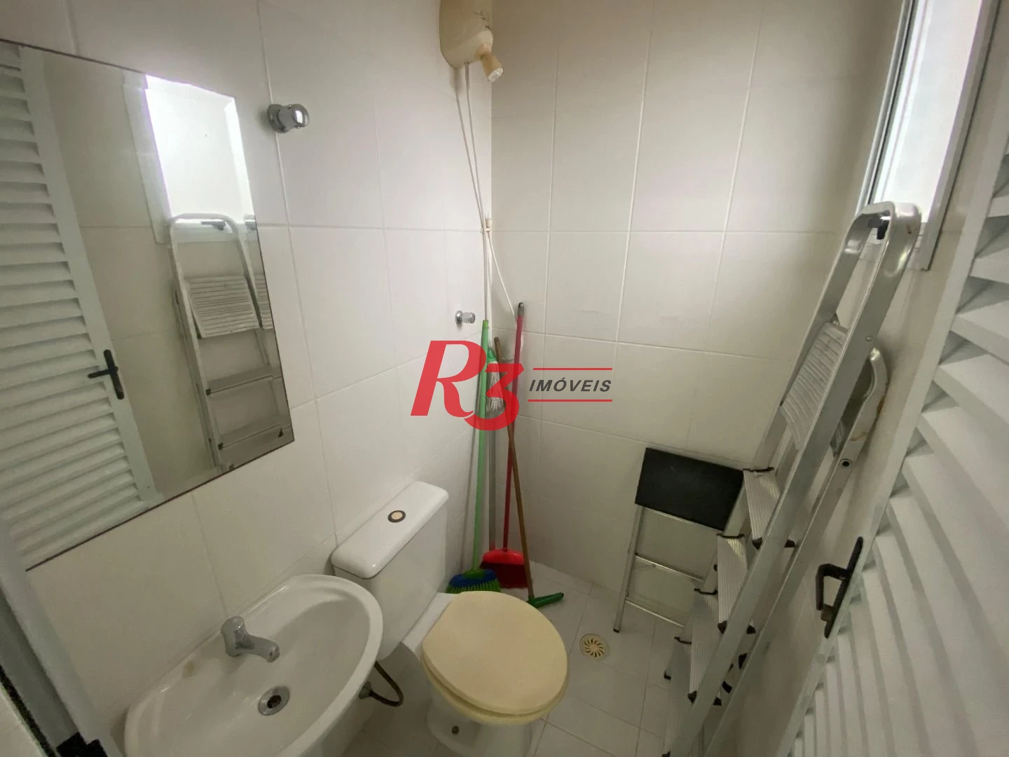 Apartamento com 3 dormitórios à venda, 138 m² por R$ 2.100.000,00 - Embaré - Santos/SP