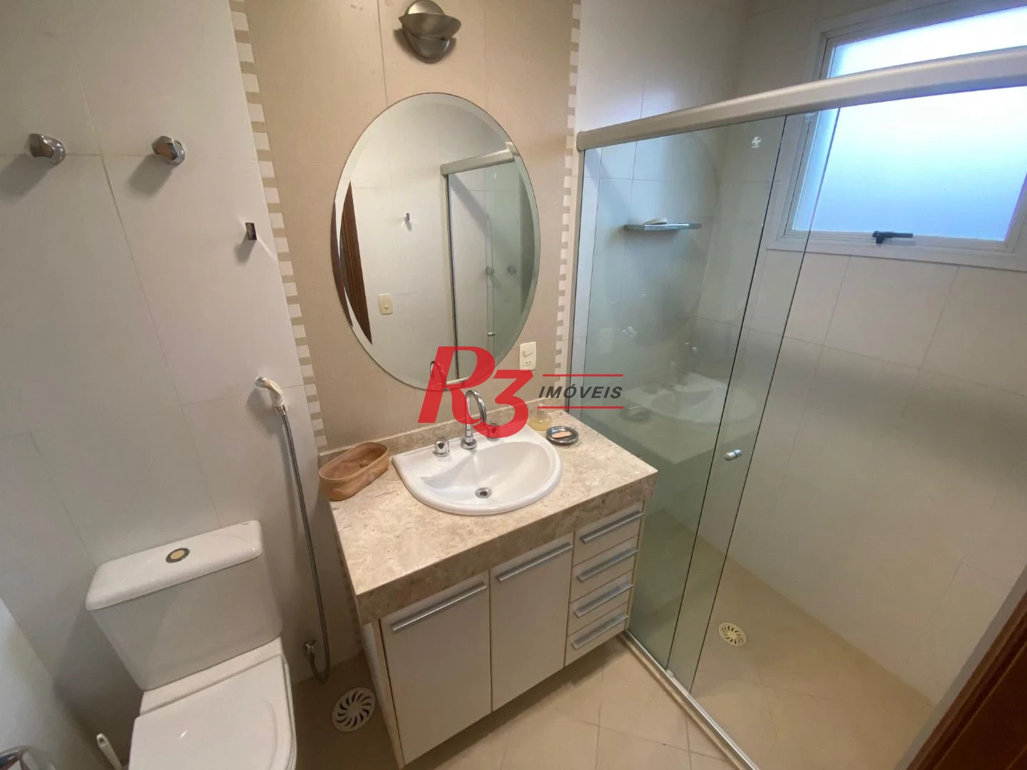 Apartamento com 3 dormitórios à venda, 138 m² por R$ 2.100.000,00 - Embaré - Santos/SP