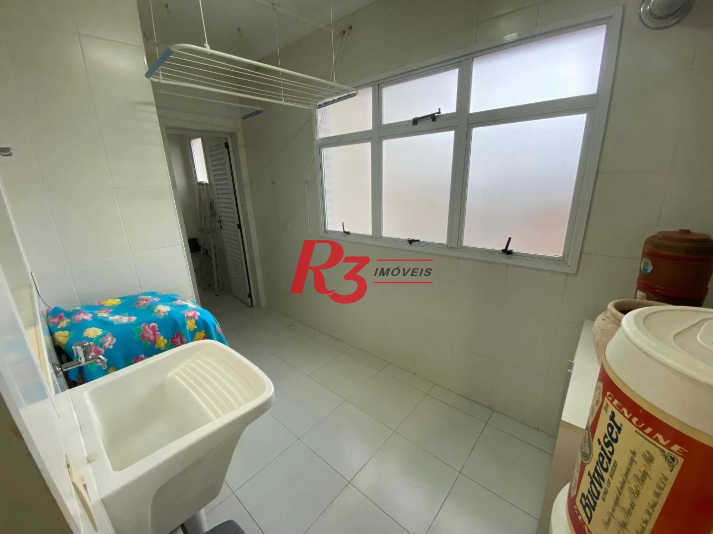Apartamento com 3 dormitórios à venda, 138 m² por R$ 2.100.000,00 - Embaré - Santos/SP