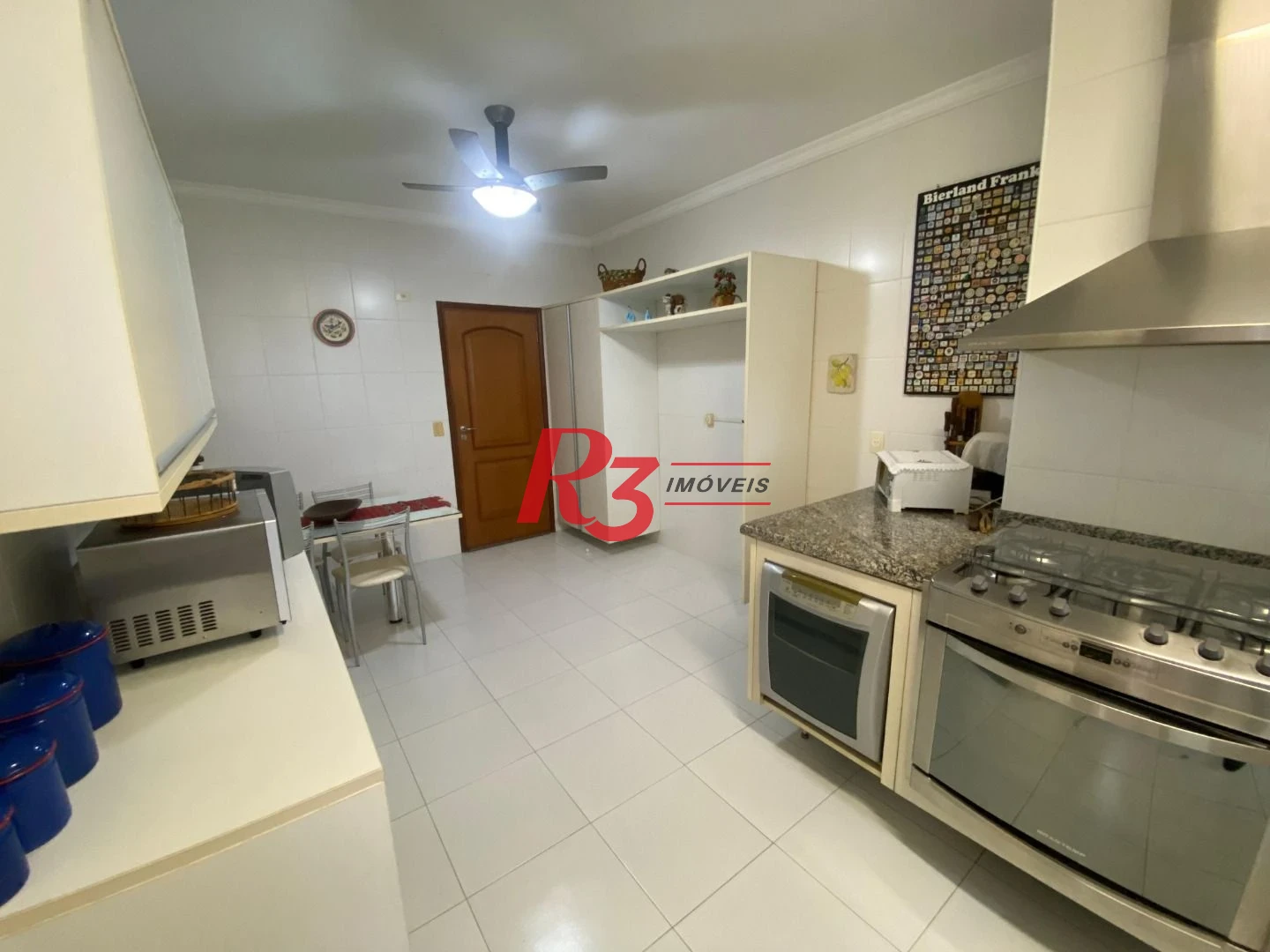 Apartamento com 3 dormitórios à venda, 138 m² por R$ 2.100.000,00 - Embaré - Santos/SP