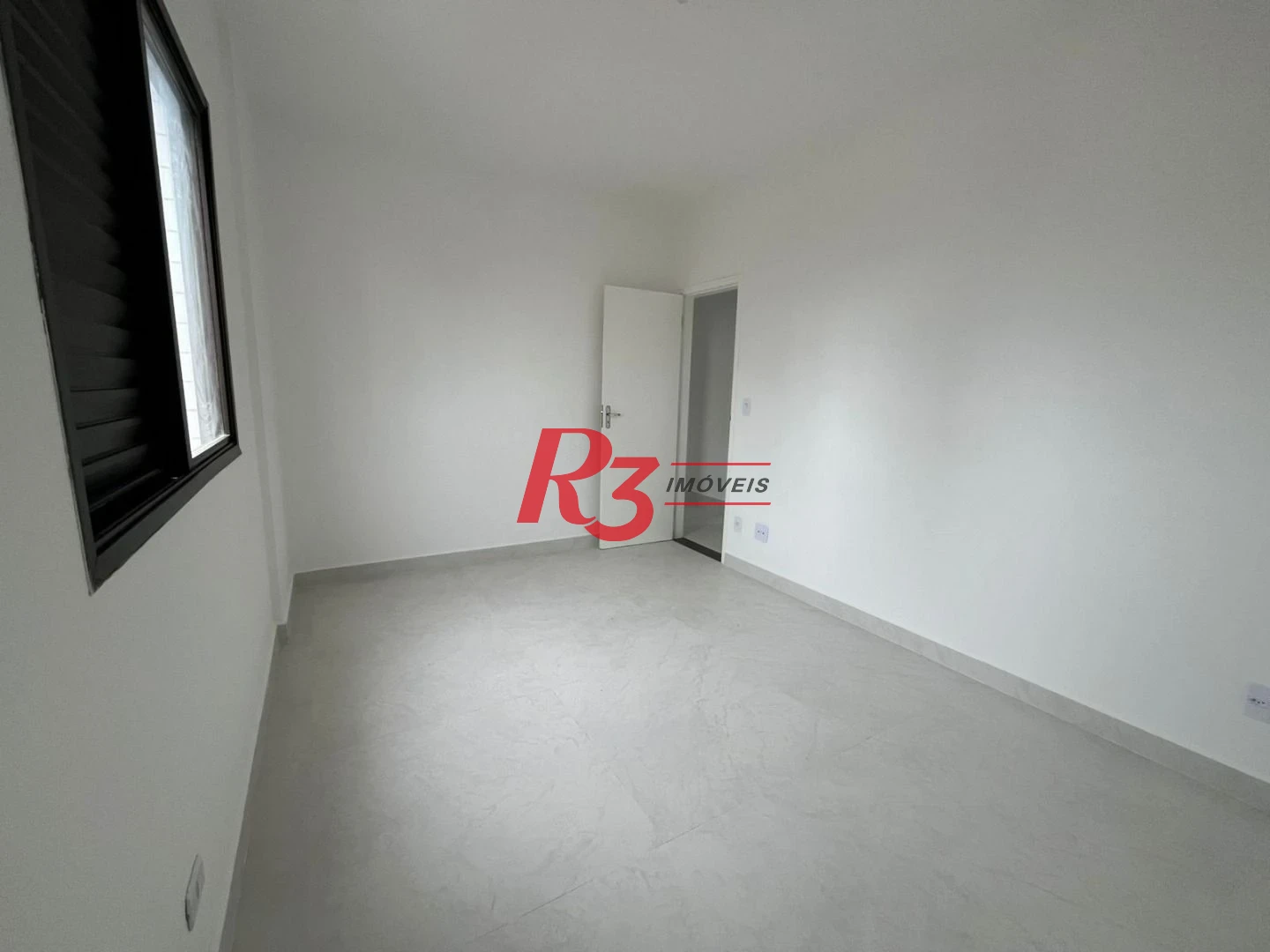 Apartamento com 3 dormitórios à venda, 162 m² por R$ 1.500.000,00 - Boqueirão - Santos/SP