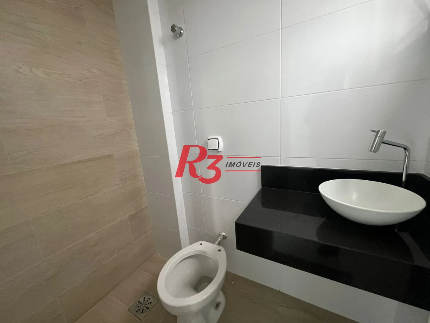 Apartamento com 3 dormitórios à venda, 162 m² por R$ 1.500.000,00 - Boqueirão - Santos/SP