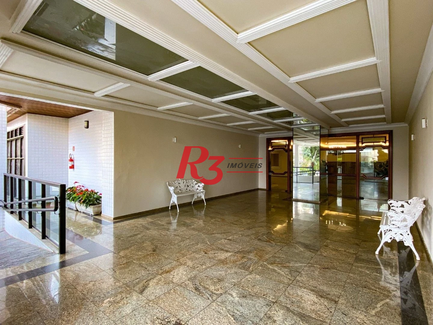 Apartamento com 3 dormitórios à venda, 162 m² por R$ 1.500.000,00 - Boqueirão - Santos/SP