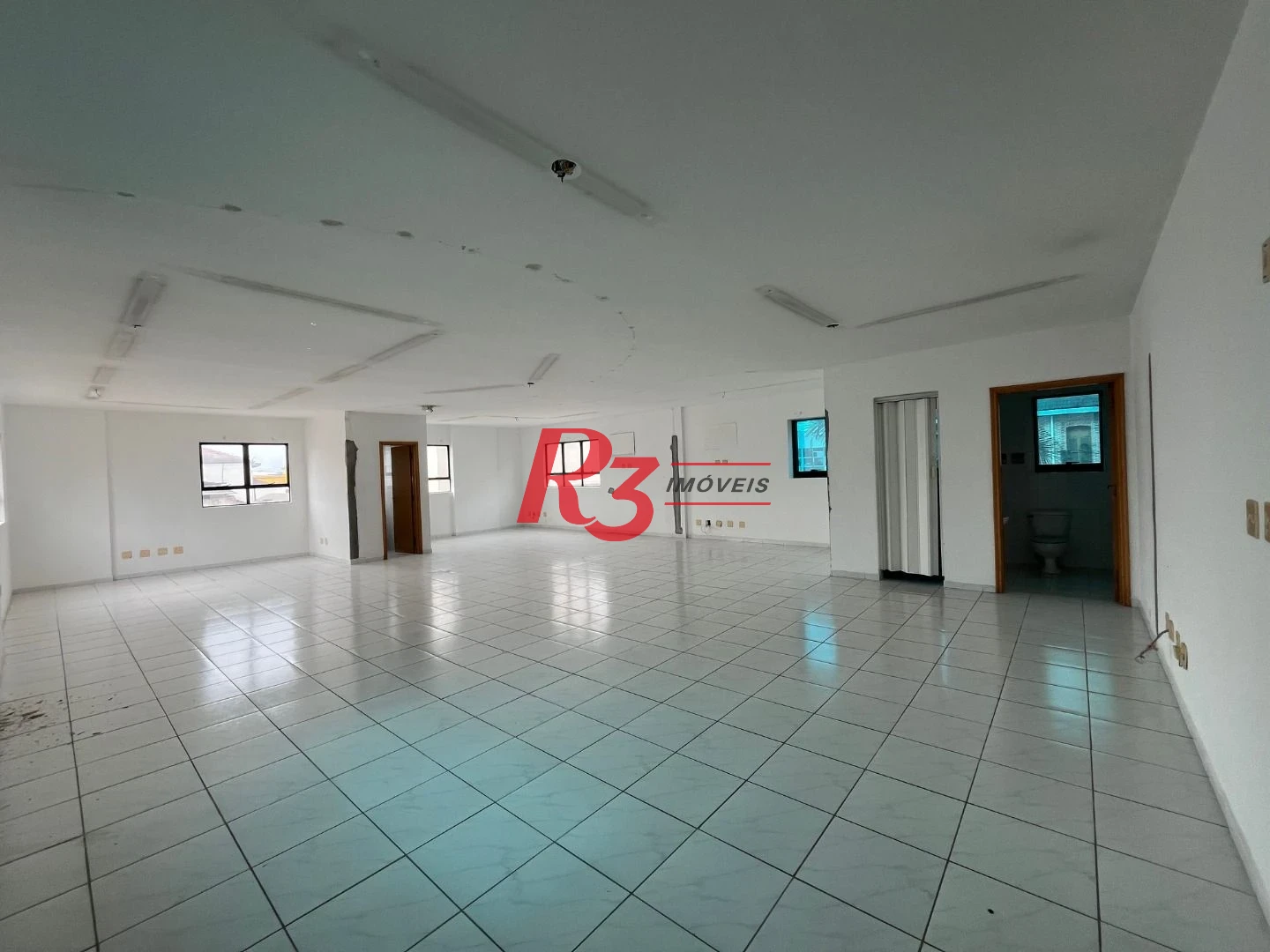 Sala para alugar, 90 m² por R$ 4.500,00 - Gonzaga - Santos/SP