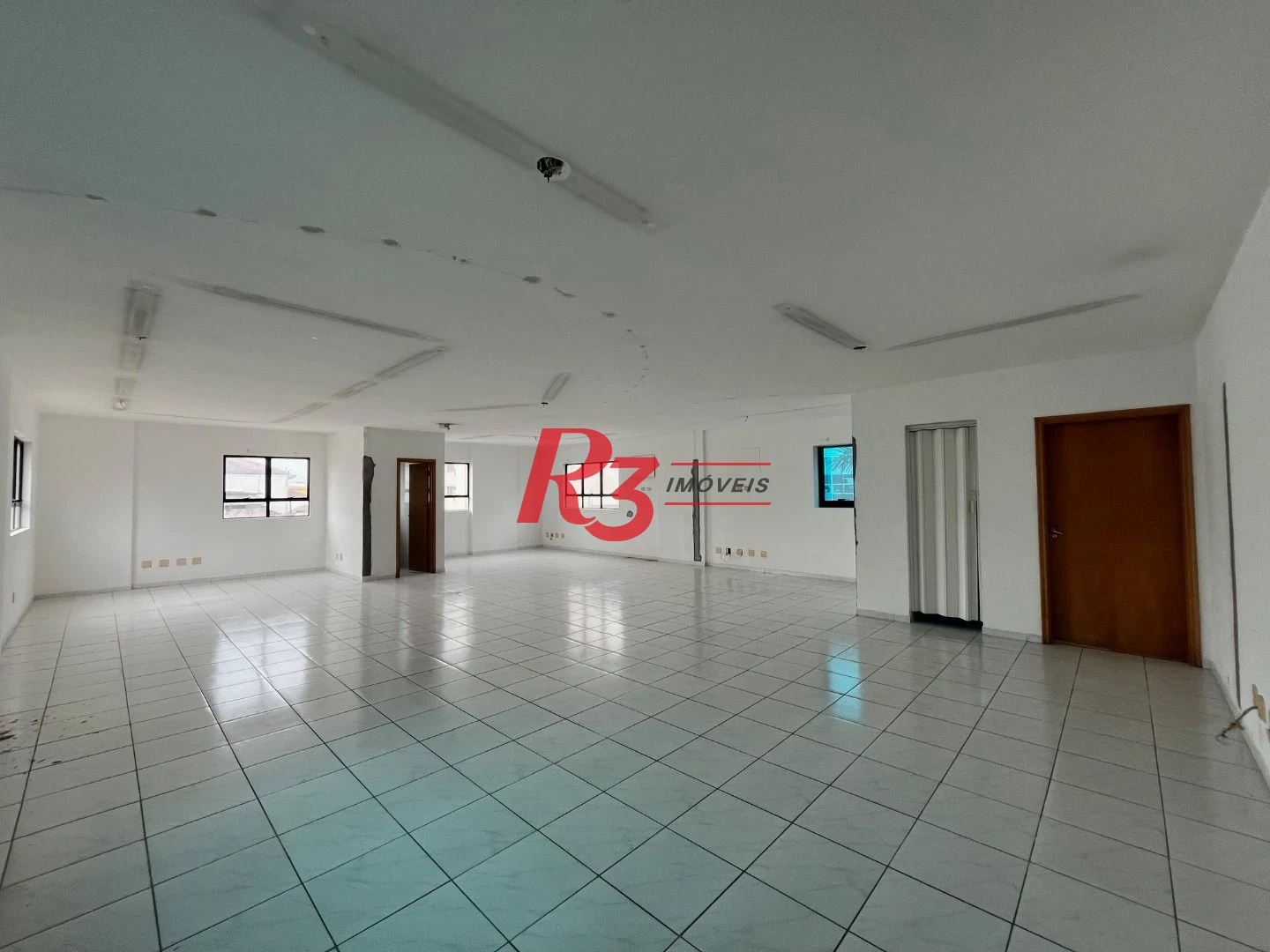 Sala para alugar, 90 m² por R$ 4.500,00 - Gonzaga - Santos/SP