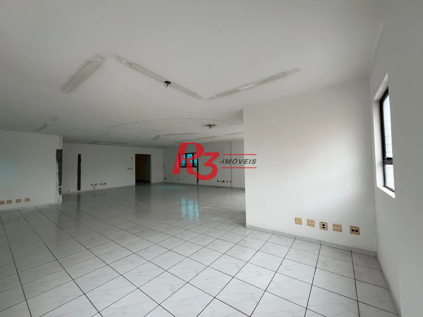 Sala para alugar, 90 m² por R$ 4.500,00 - Gonzaga - Santos/SP