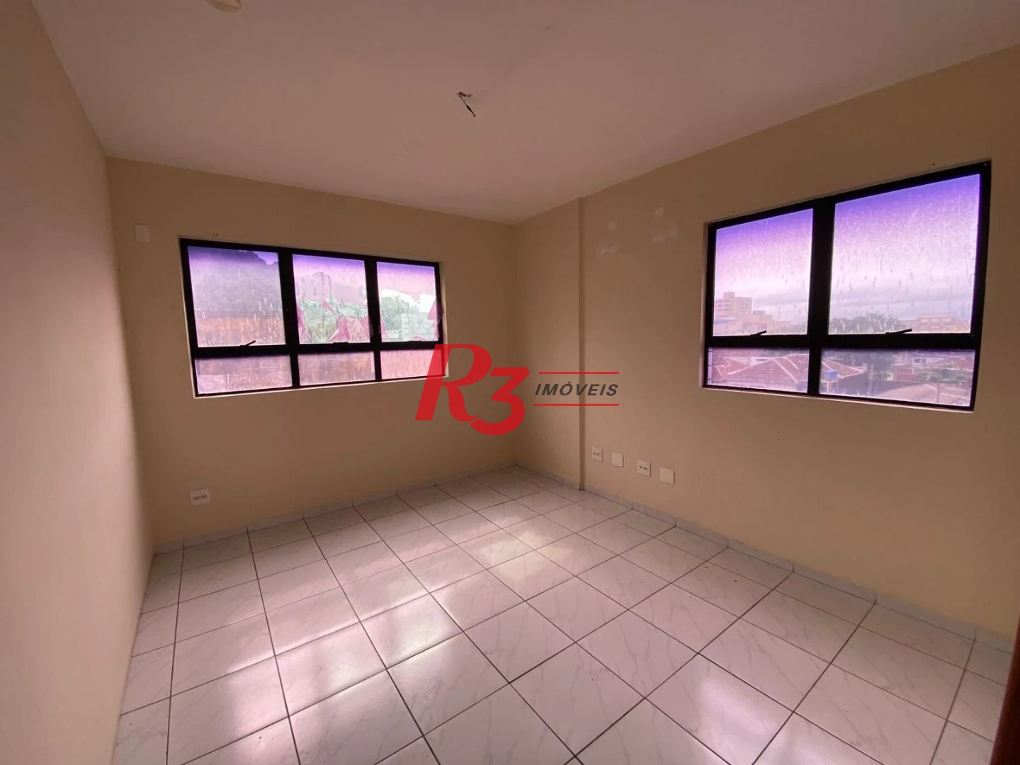 Sala para alugar, 90 m² por R$ 5.000,00/mês - Gonzaga - Santos/SP