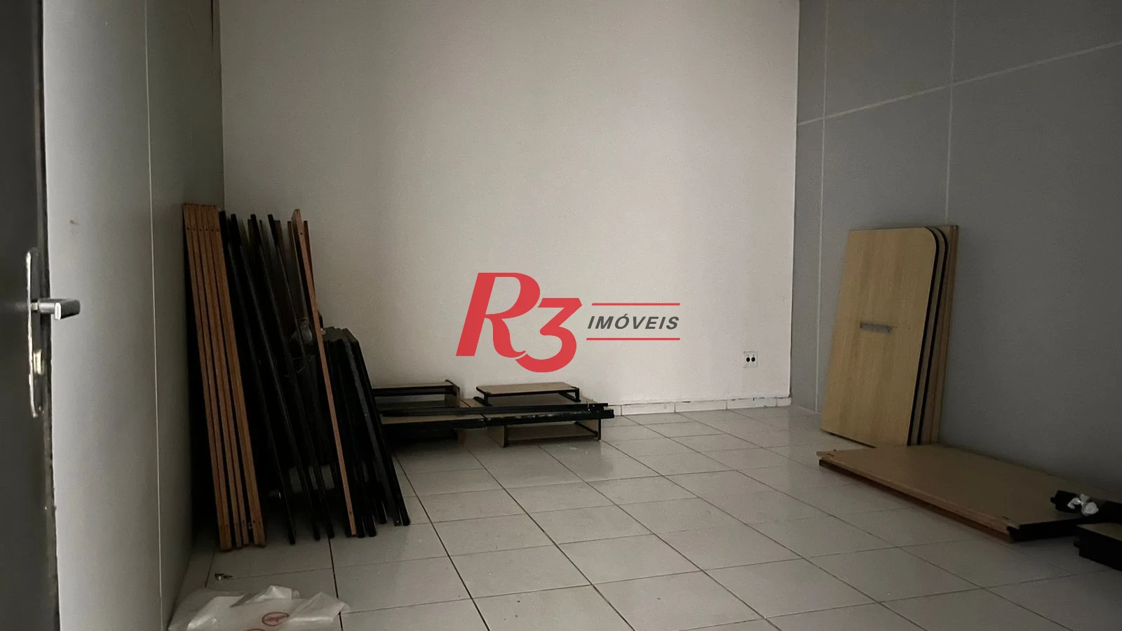 Loja para alugar, 700 m² por R$ 19.990,02/mês - Encruzilhada - Santos/SP