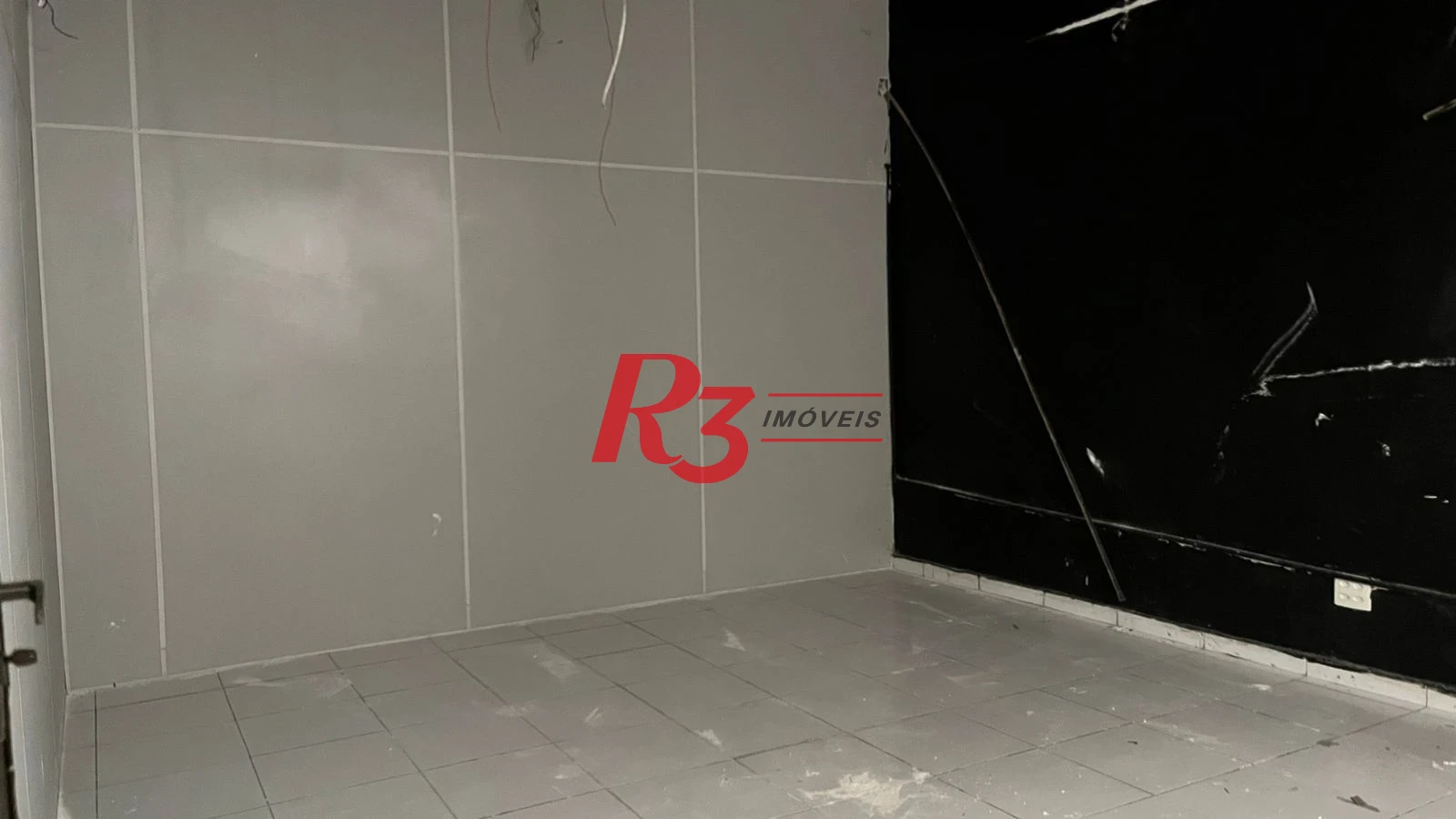 Loja para alugar, 700 m² por R$ 19.990,02/mês - Encruzilhada - Santos/SP
