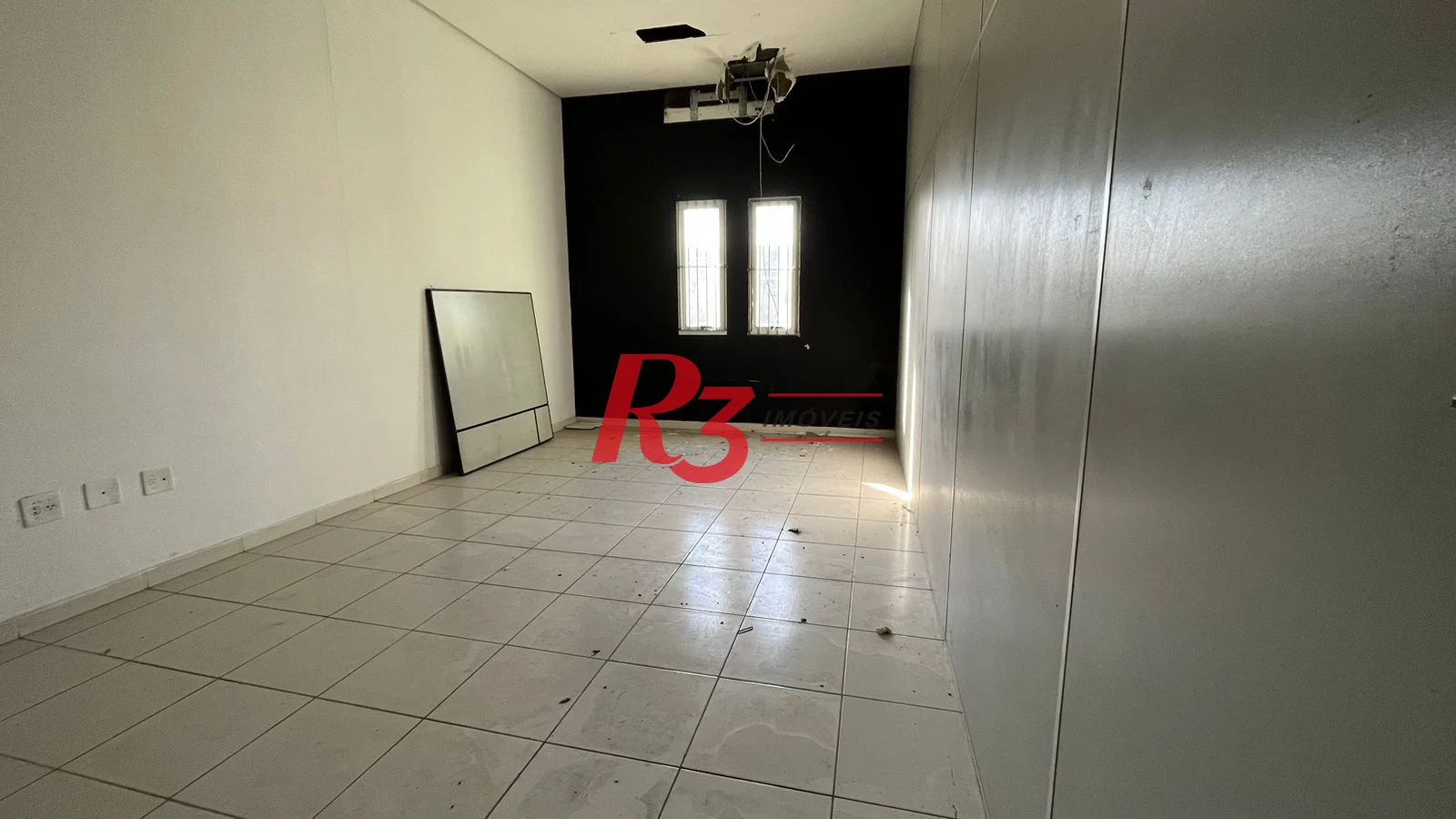 Loja para alugar, 700 m² por R$ 19.990,02/mês - Encruzilhada - Santos/SP
