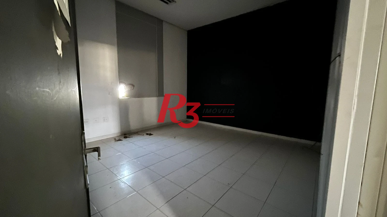 Loja para alugar, 700 m² por R$ 19.990,02/mês - Encruzilhada - Santos/SP