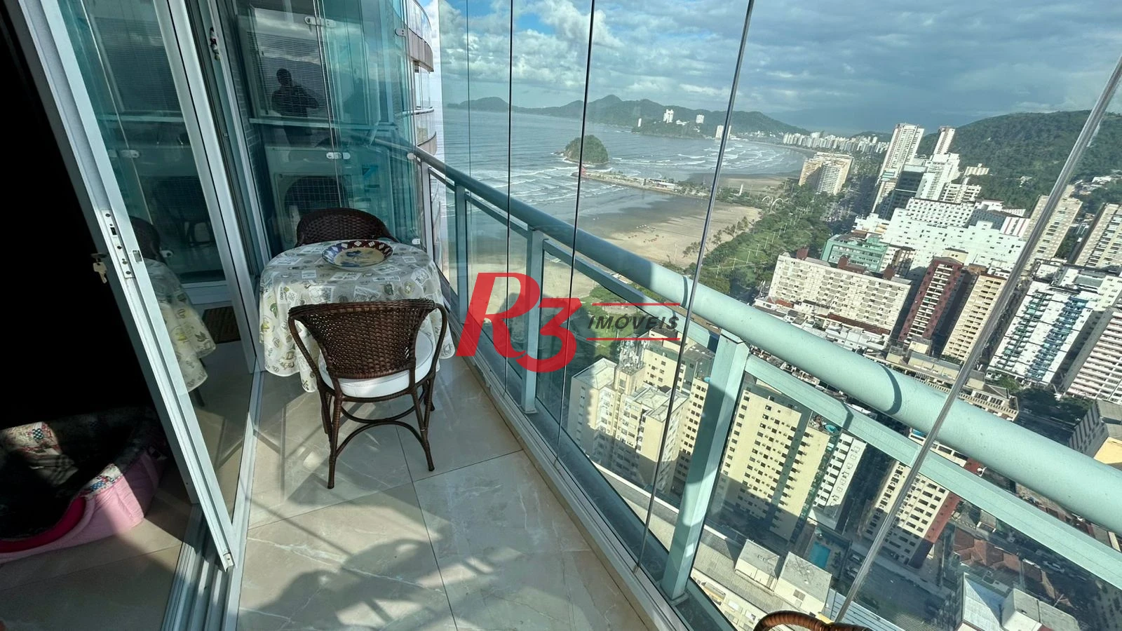 Apartamento com 2 dormitórios à venda, 63 m² por R$ 1.499.000,00 - Pompéia - Santos/SP