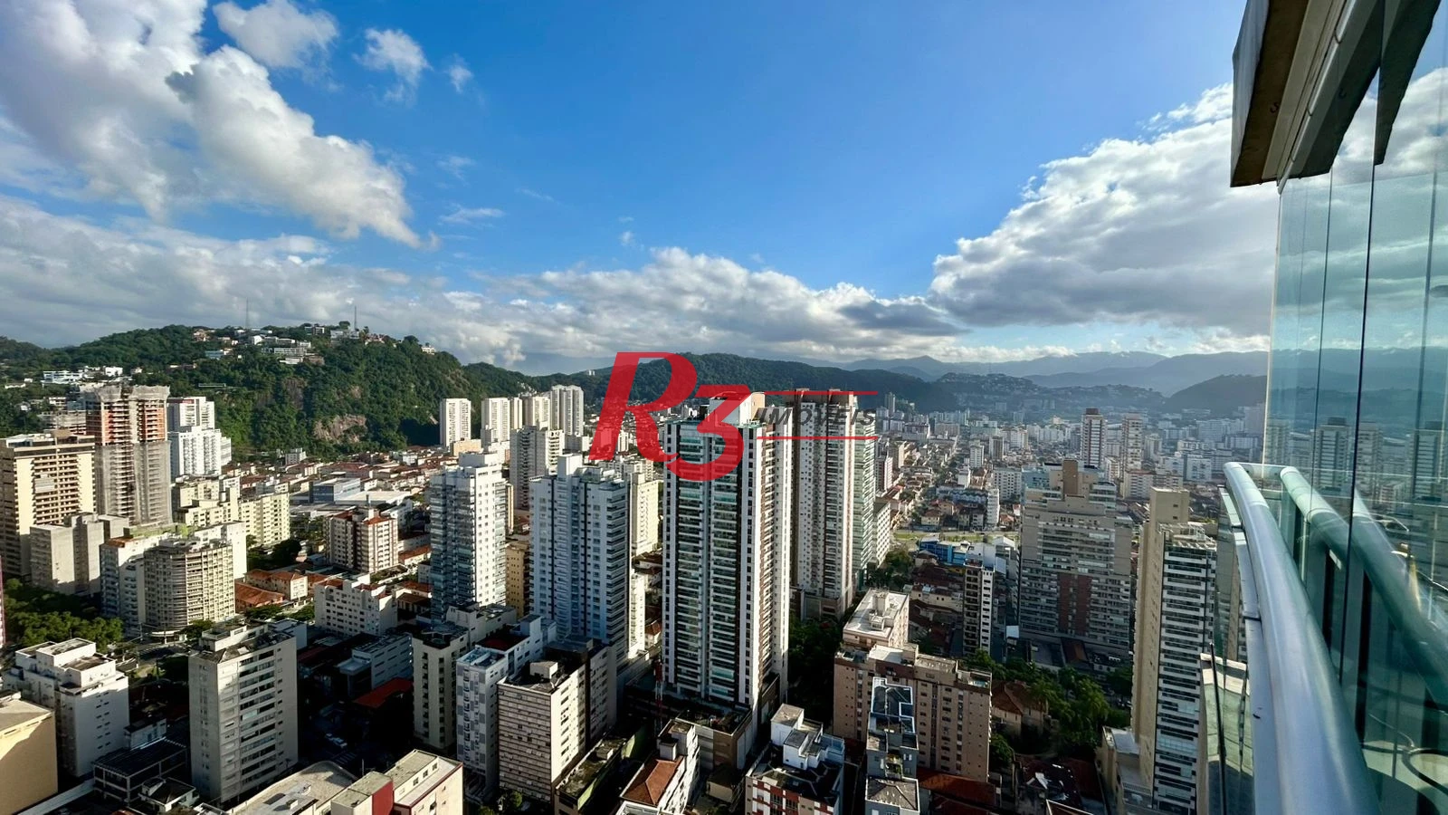 Apartamento com 2 dormitórios à venda, 63 m² por R$ 1.499.000,00 - Pompéia - Santos/SP
