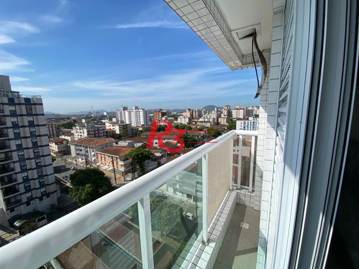 Apartamento com 2 dormitórios à venda, 72 m² por R$ 855.000,00 - Embaré - Santos/SP