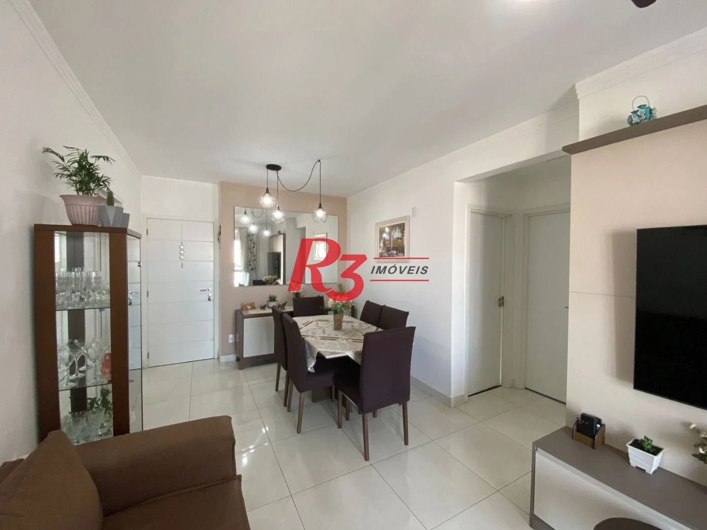 Apartamento com 2 dormitórios à venda, 72 m² por R$ 855.000,00 - Embaré - Santos/SP