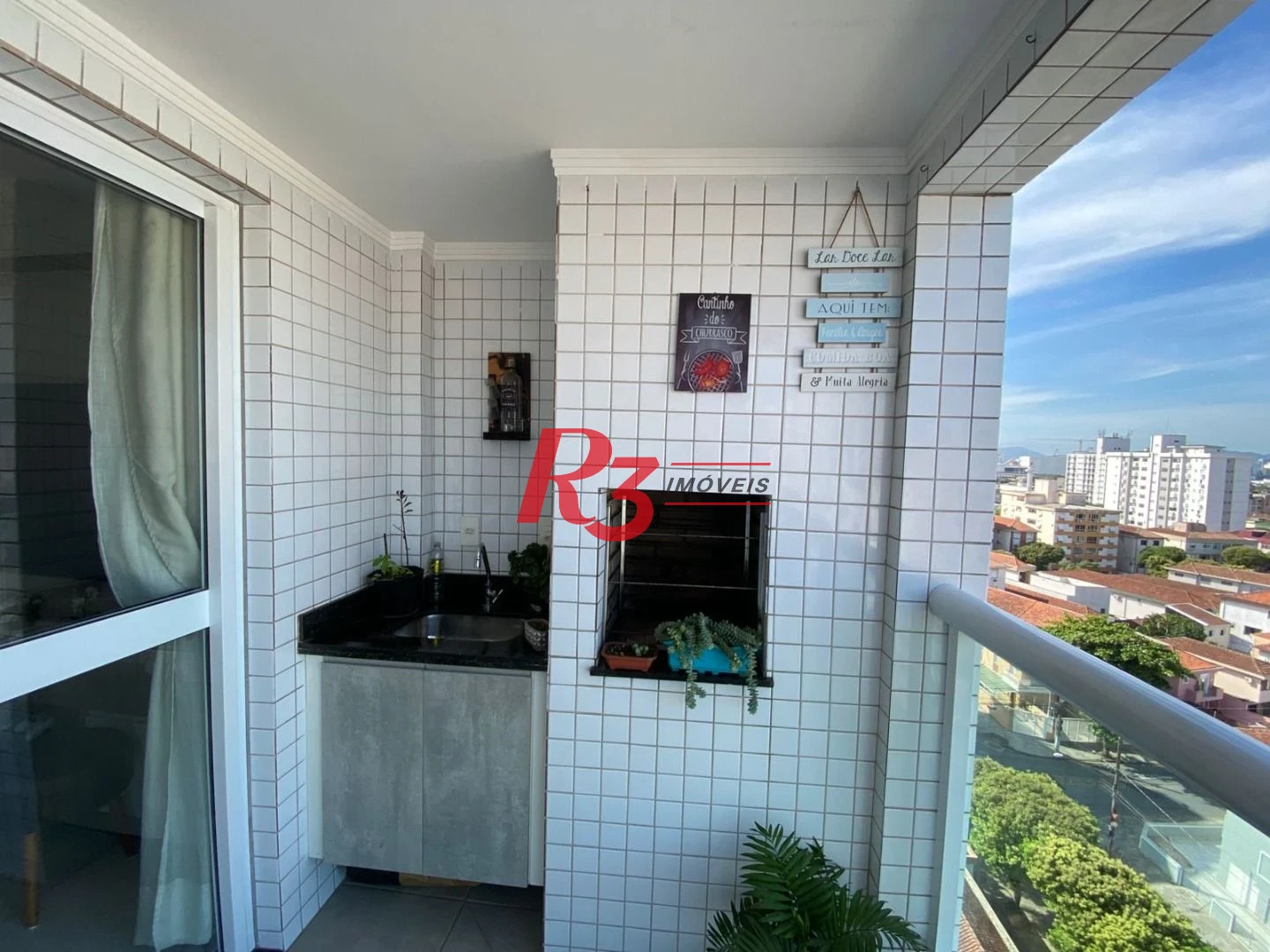 Apartamento com 2 dormitórios à venda, 72 m² por R$ 855.000,00 - Embaré - Santos/SP