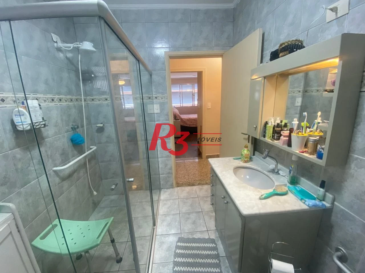 Apartamento com 2 dormitórios à venda, 98 m² por R$ 555.000,00 - Gonzaga - Santos/SP