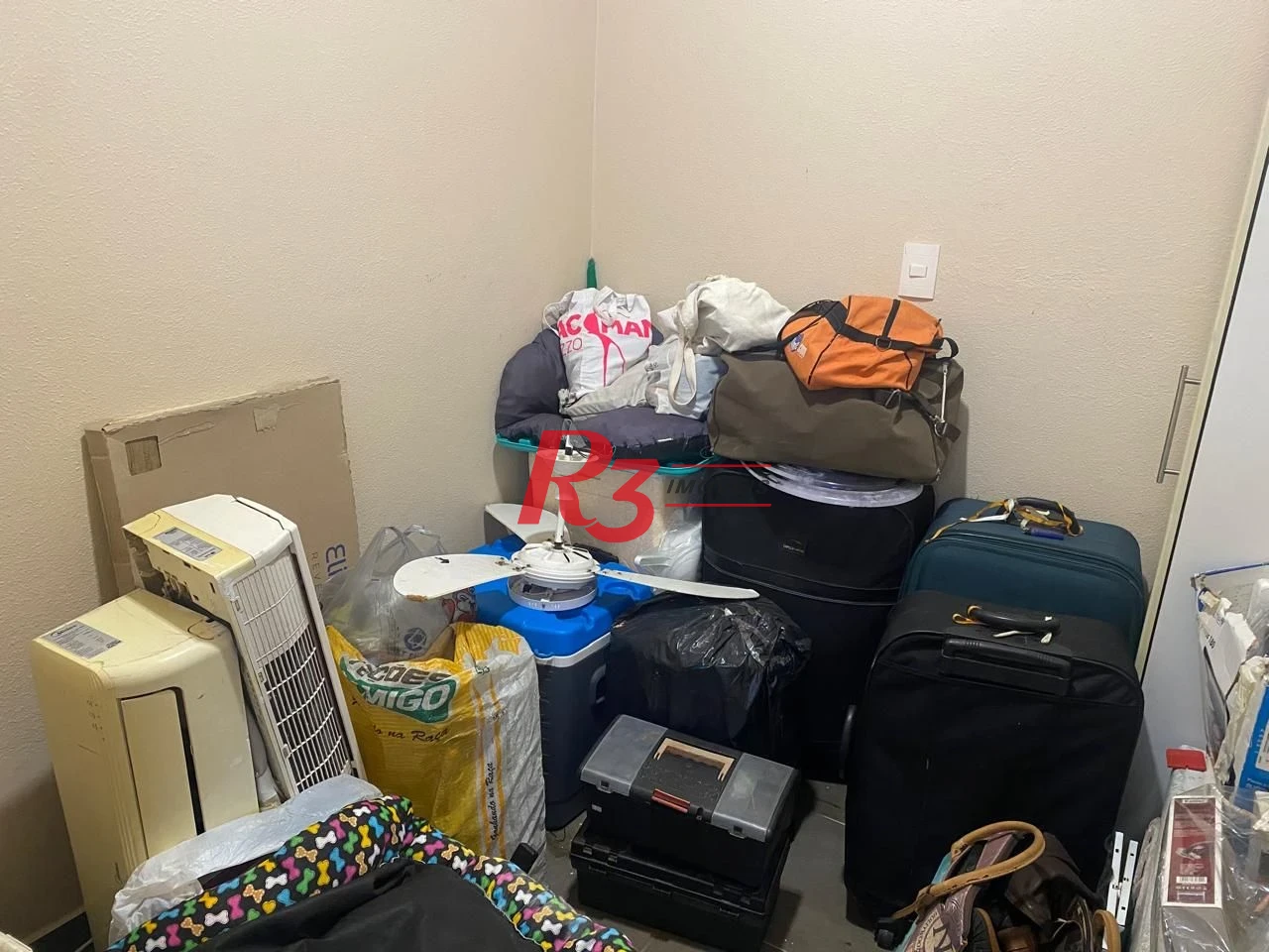 Apartamento com 2 dormitórios à venda, 98 m² por R$ 555.000,00 - Gonzaga - Santos/SP
