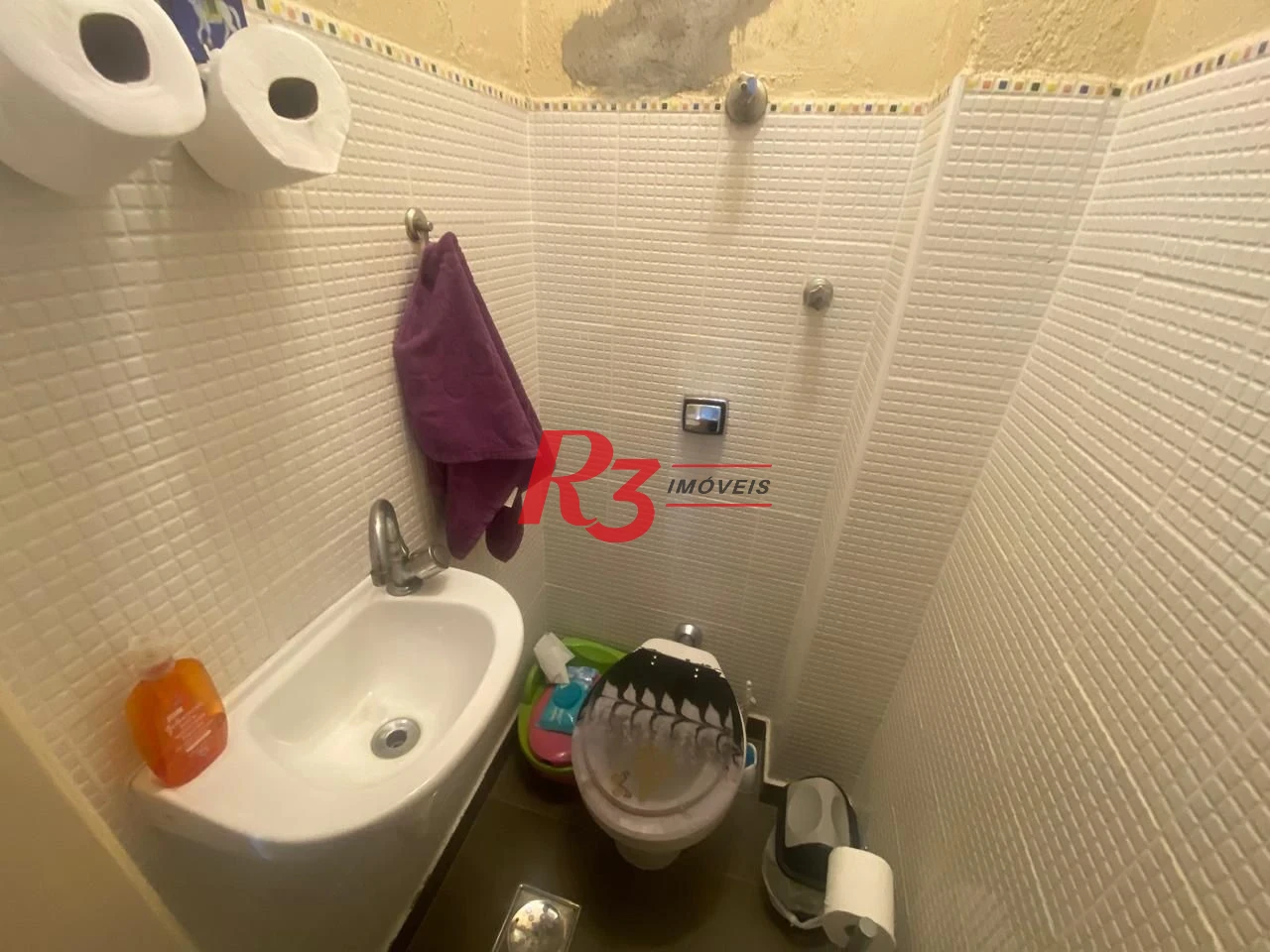 Apartamento com 2 dormitórios à venda, 98 m² por R$ 555.000,00 - Gonzaga - Santos/SP