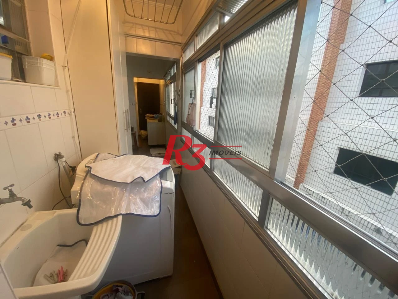 Apartamento com 2 dormitórios à venda, 98 m² por R$ 555.000,00 - Gonzaga - Santos/SP