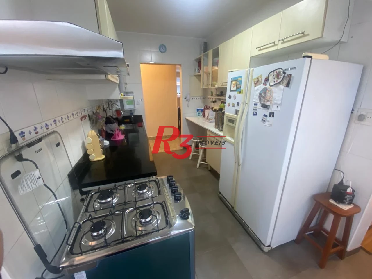 Apartamento com 2 dormitórios à venda, 98 m² por R$ 555.000,00 - Gonzaga - Santos/SP