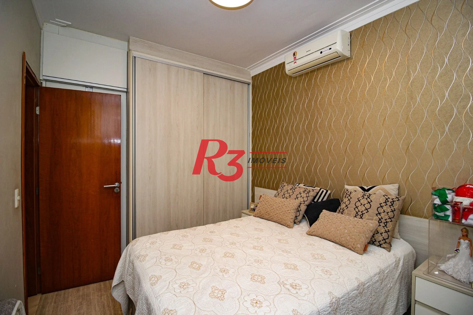 Apartamento à venda, 84 m² por R$ 1.700.000,00 - Pompéia - Santos/SP