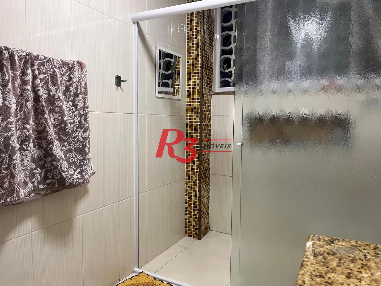 Apartamento com 3 dormitórios à venda, 117 m² por R$ 590.000,00 - Gonzaga - Santos/SP