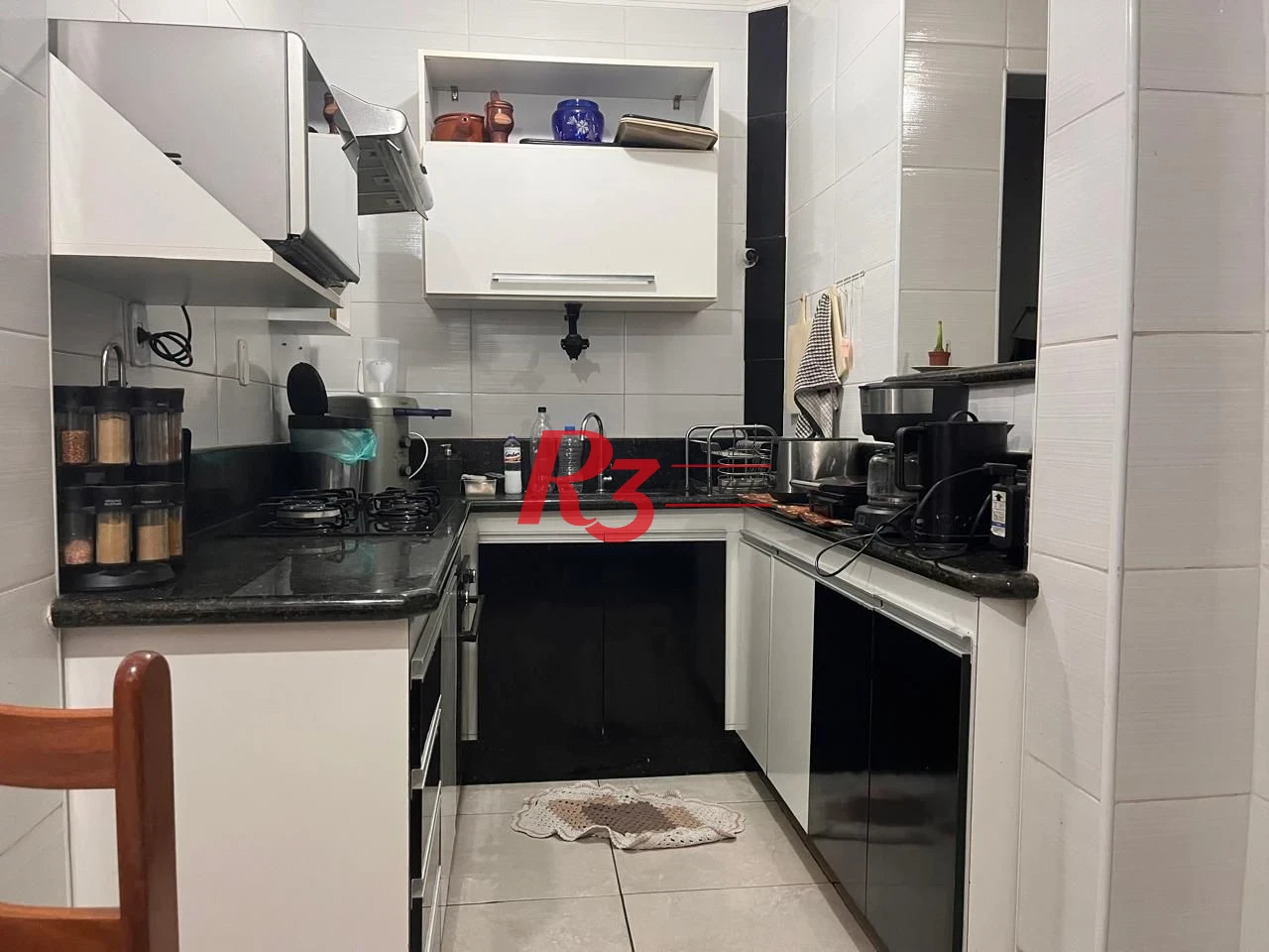 Apartamento com 3 dormitórios à venda, 117 m² por R$ 590.000,00 - Gonzaga - Santos/SP