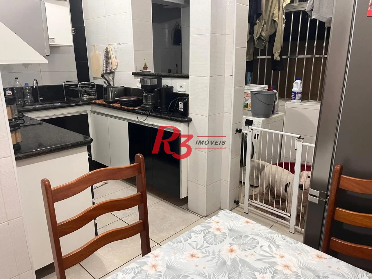 Apartamento com 3 dormitórios à venda, 117 m² por R$ 590.000,00 - Gonzaga - Santos/SP