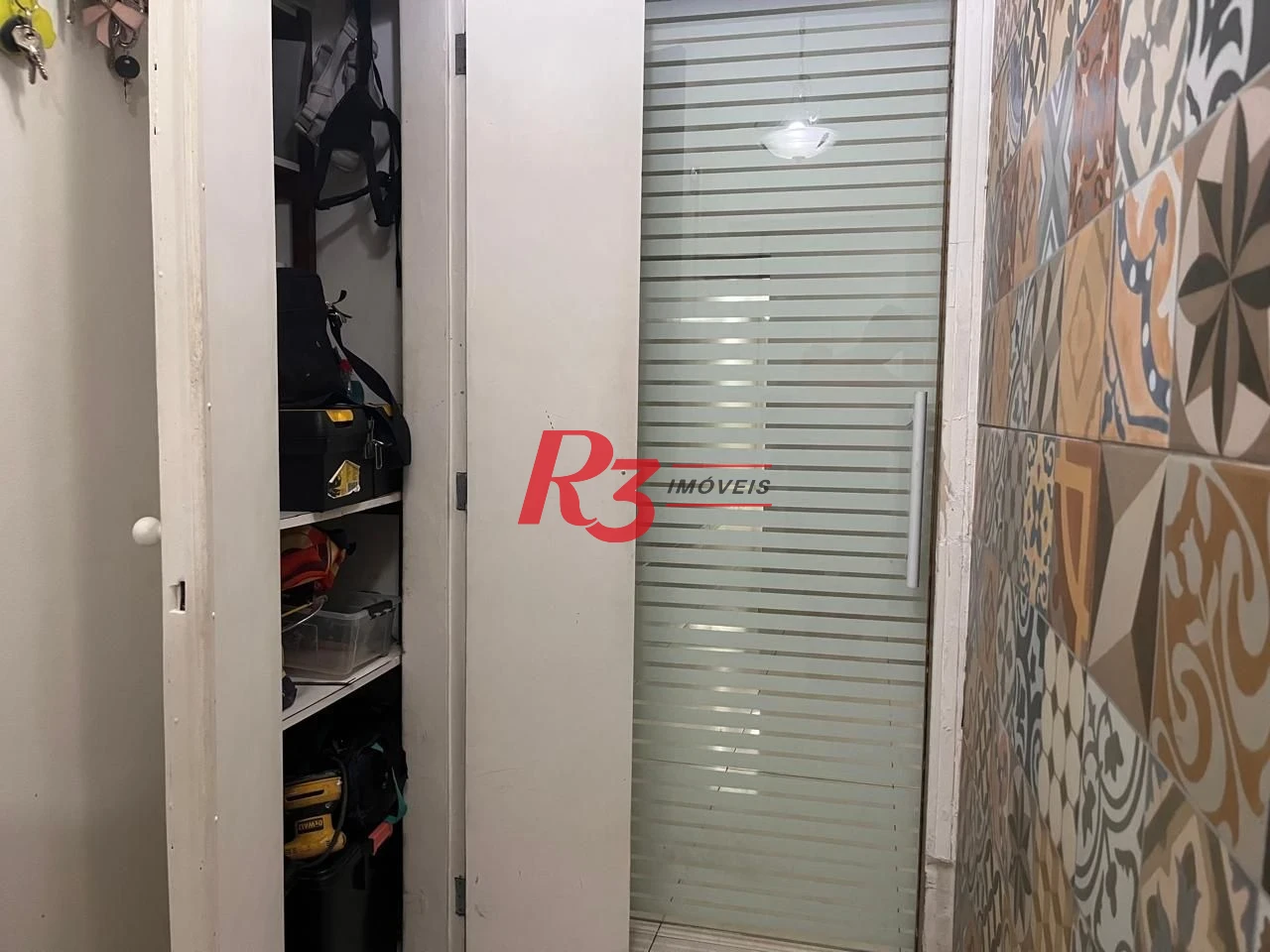 Apartamento com 3 dormitórios à venda, 117 m² por R$ 590.000,00 - Gonzaga - Santos/SP