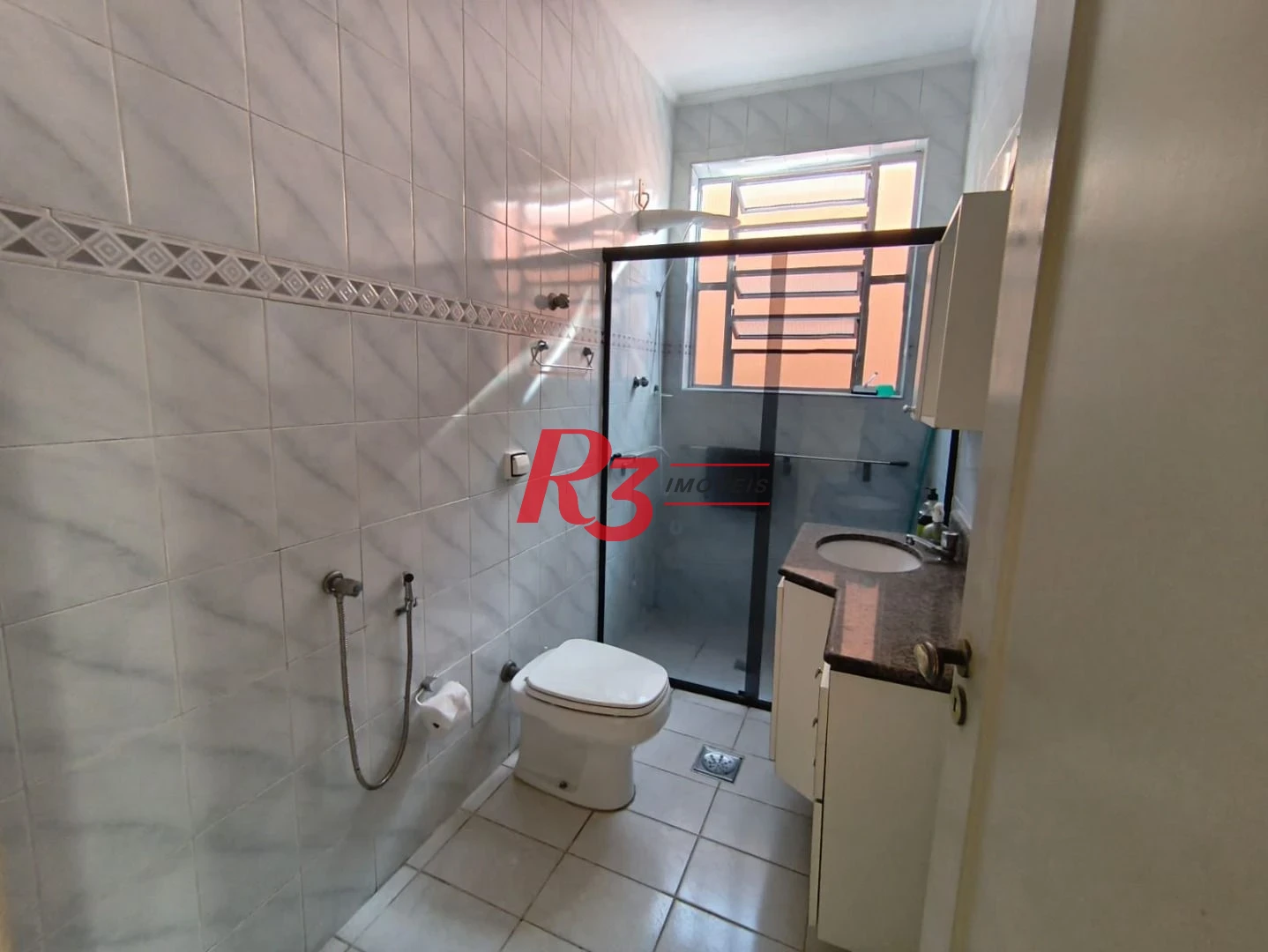 Apartamento à venda, 65 m² por R$ 290.000,00 - Macuco - Santos/SP