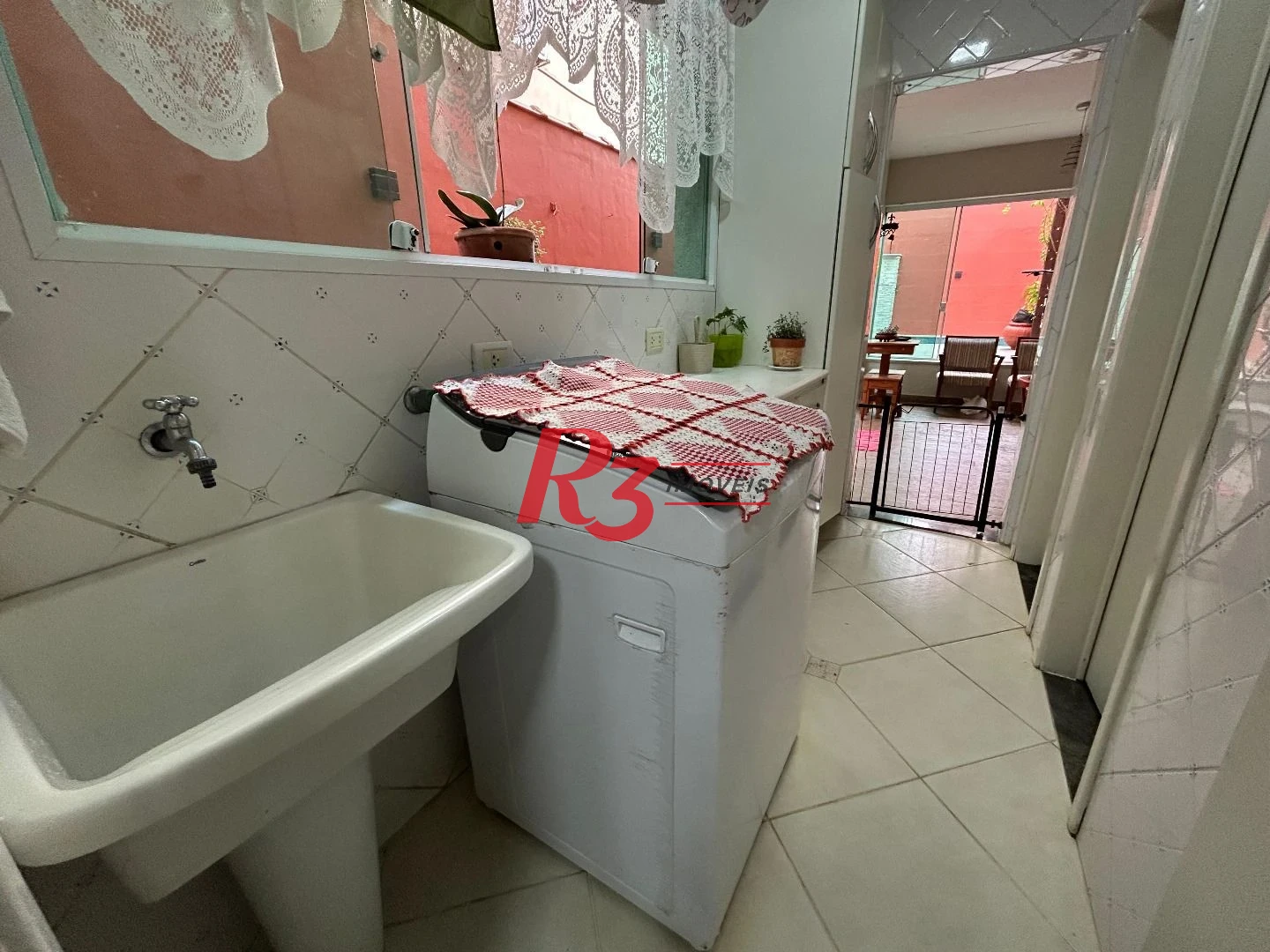 Sobrado à venda, 180 m² por R$ 1.500.000,00 - Aparecida - Santos/SP