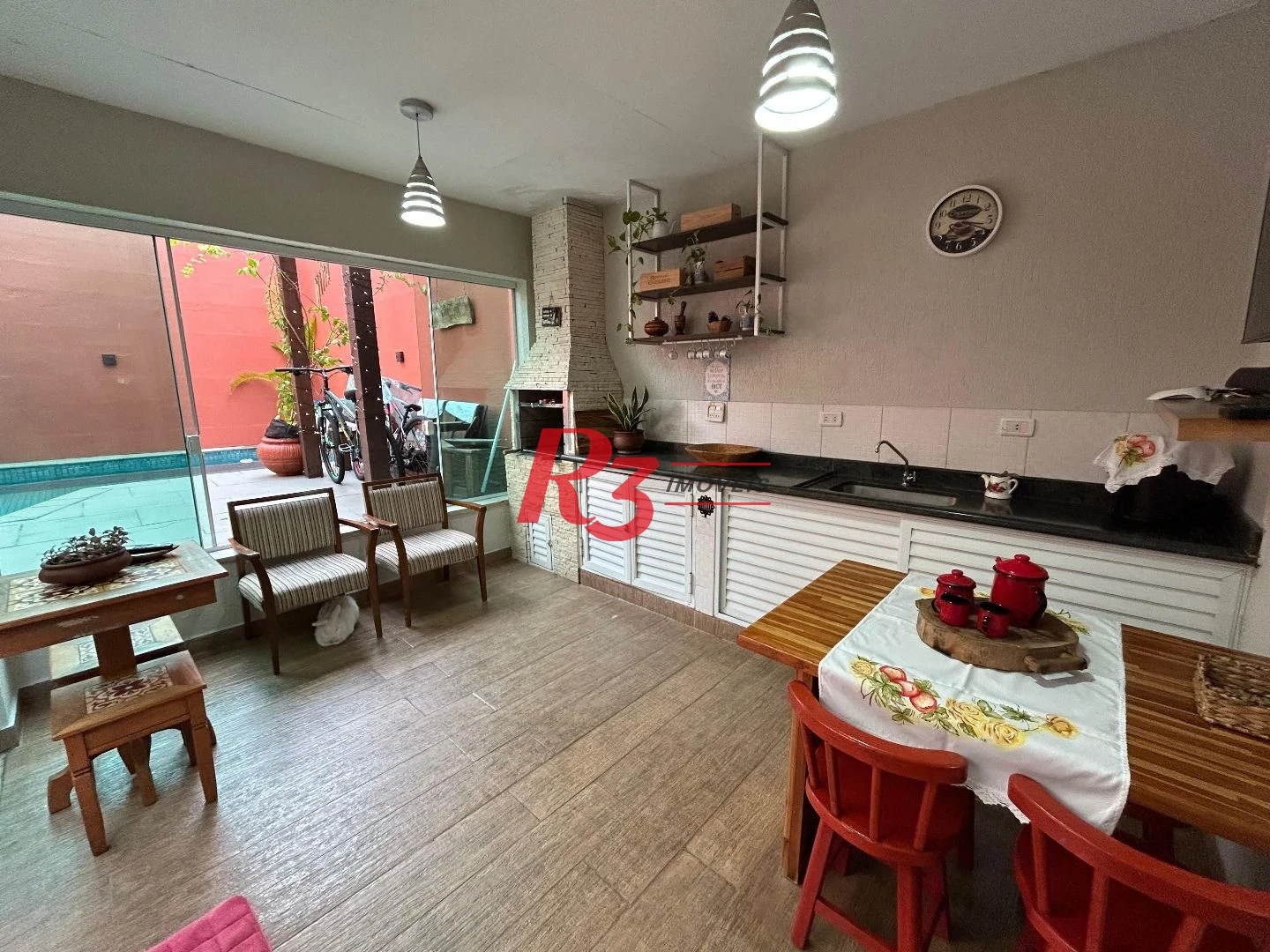Sobrado à venda, 180 m² por R$ 1.500.000,00 - Aparecida - Santos/SP
