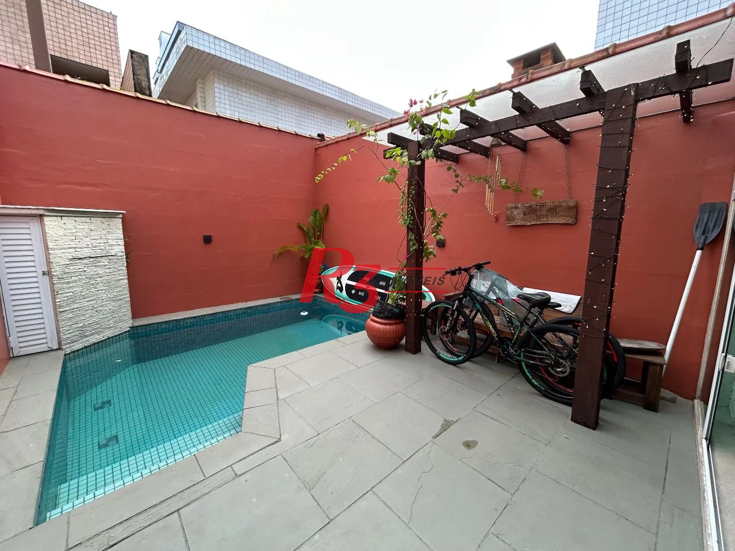 Sobrado à venda, 180 m² por R$ 1.500.000,00 - Aparecida - Santos/SP
