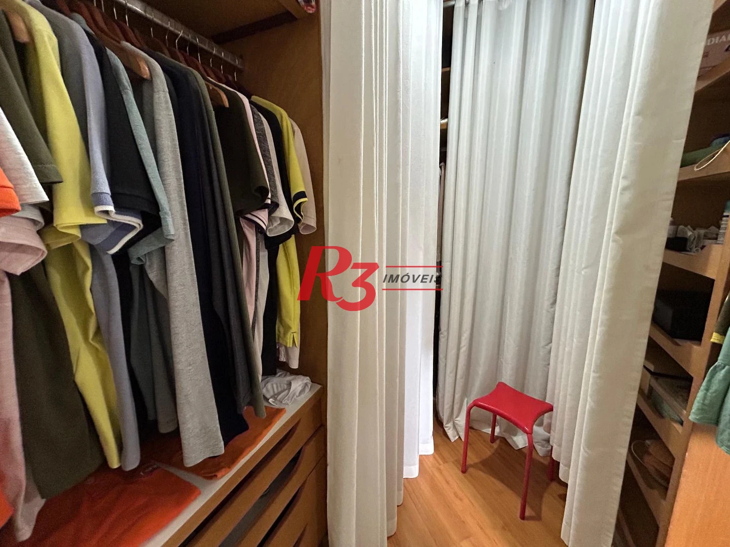 Sobrado à venda, 180 m² por R$ 1.500.000,00 - Aparecida - Santos/SP