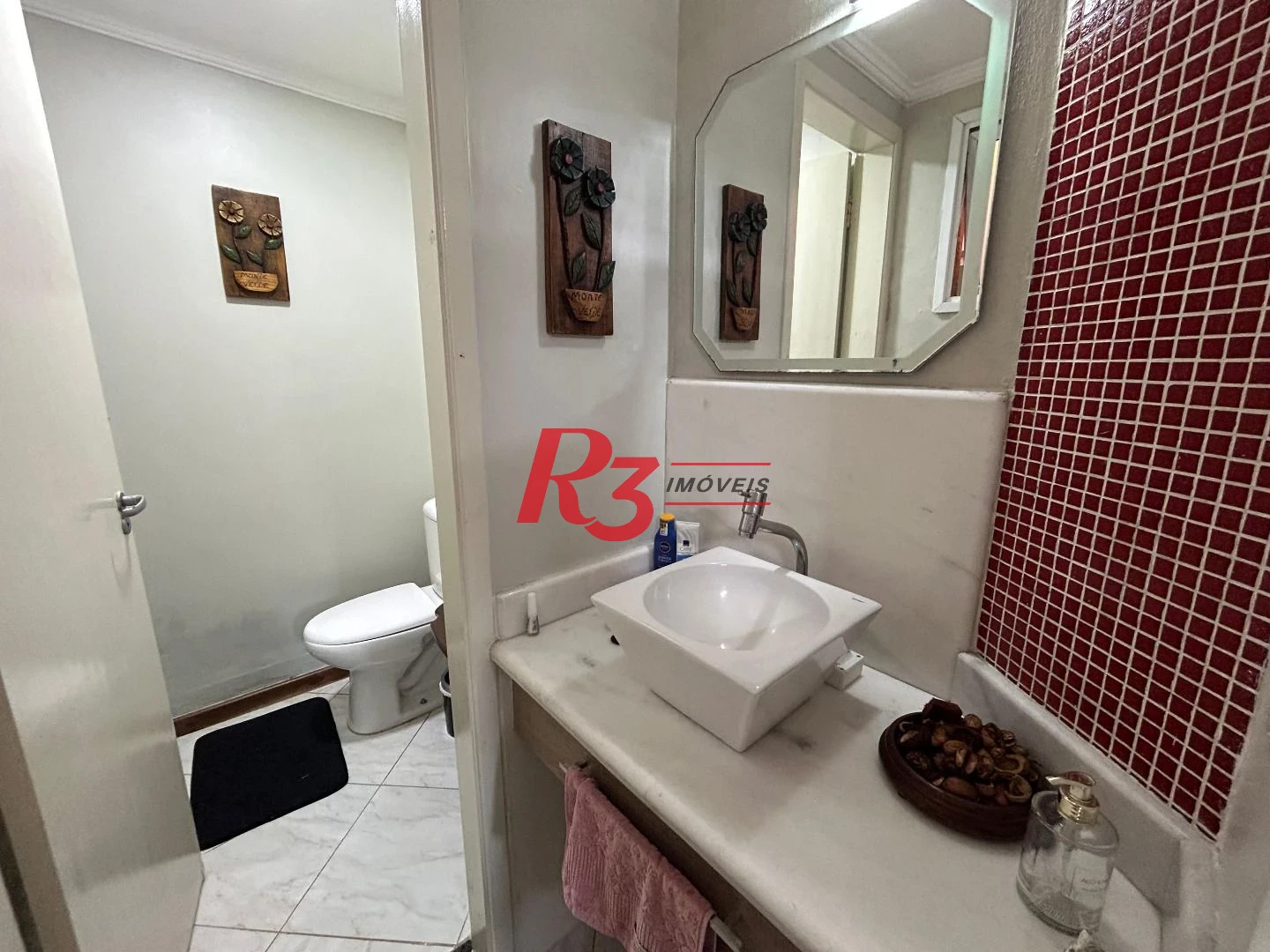 Sobrado à venda, 180 m² por R$ 1.500.000,00 - Aparecida - Santos/SP