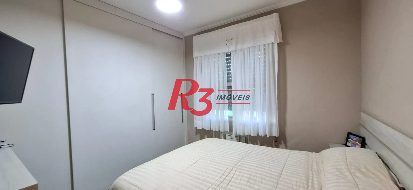 Apartamento com 2 dormitórios à venda, 104 m² por R$ 692.000,00 - Marapé - Santos/SP