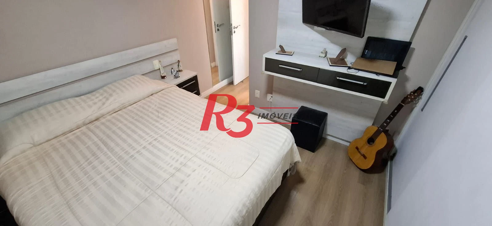 Apartamento com 2 dormitórios à venda, 104 m² por R$ 692.000,00 - Marapé - Santos/SP