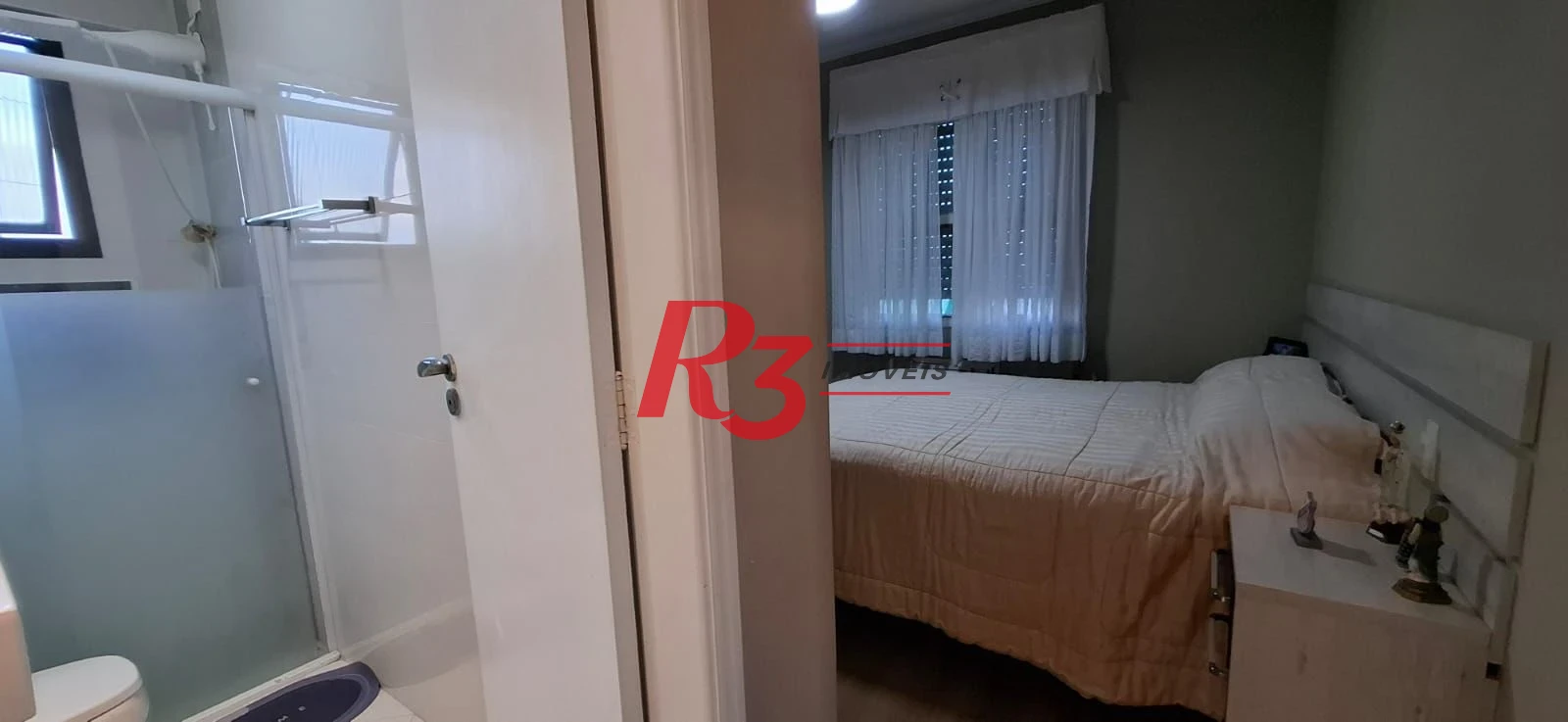 Apartamento com 2 dormitórios à venda, 104 m² por R$ 692.000,00 - Marapé - Santos/SP