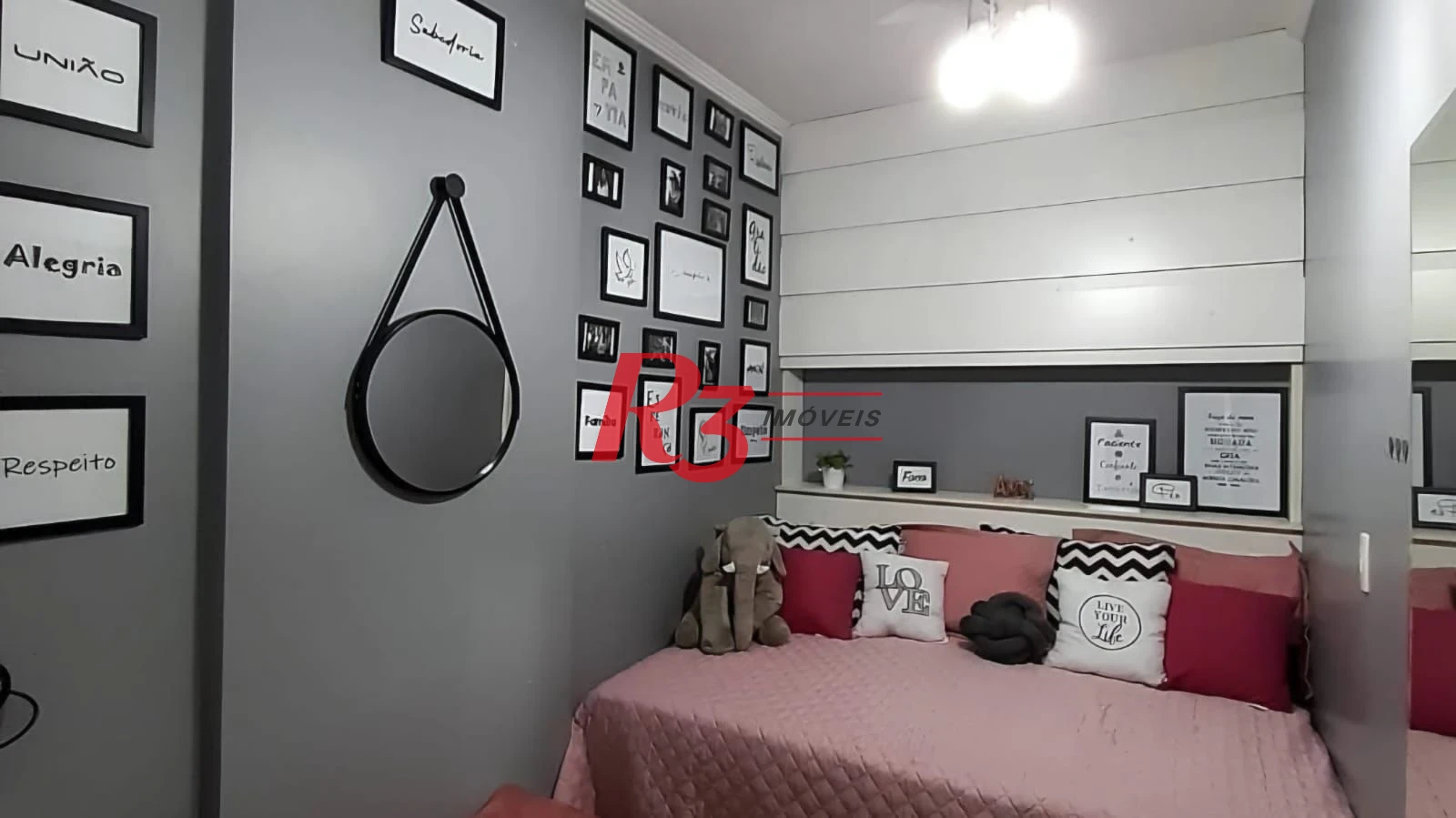 Apartamento com 2 dormitórios à venda, 104 m² por R$ 692.000,00 - Marapé - Santos/SP