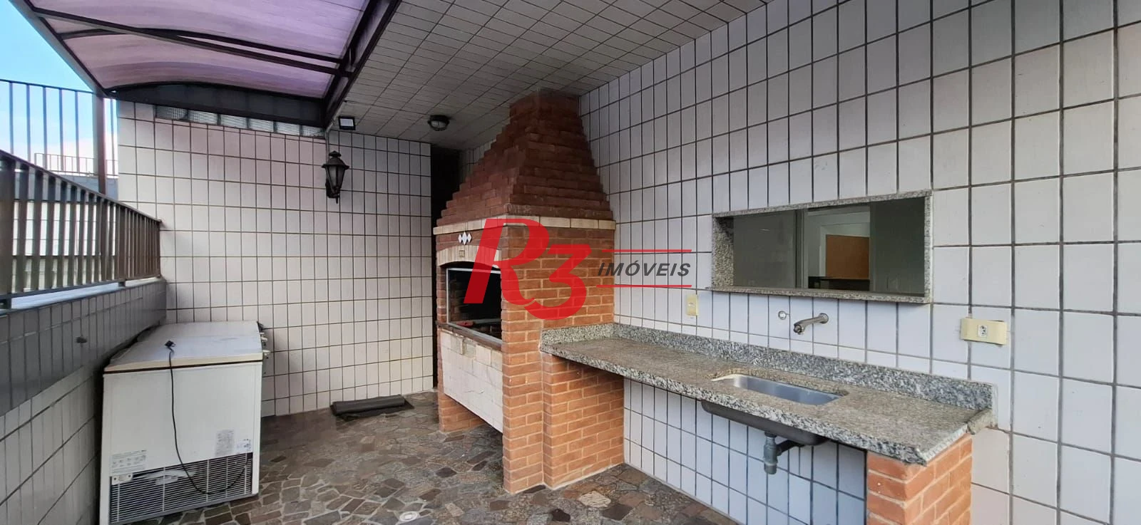 Apartamento com 2 dormitórios à venda, 104 m² por R$ 692.000,00 - Marapé - Santos/SP