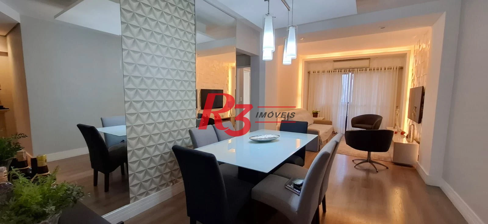 Apartamento com 2 dormitórios à venda, 104 m² por R$ 692.000,00 - Marapé - Santos/SP