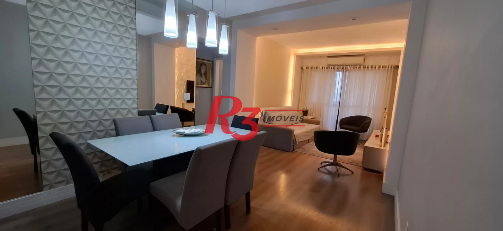 Apartamento com 2 dormitórios à venda, 104 m² por R$ 692.000,00 - Marapé - Santos/SP