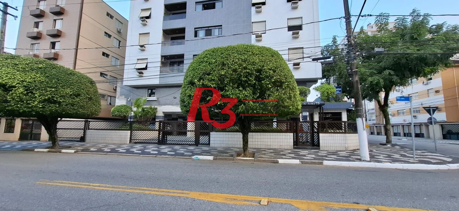 Apartamento com 2 dormitórios à venda, 104 m² por R$ 692.000,00 - Marapé - Santos/SP